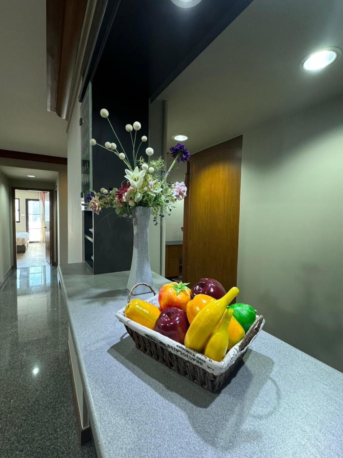 United Tower Thonglor By Aspira Apartment Bangkok Luaran gambar