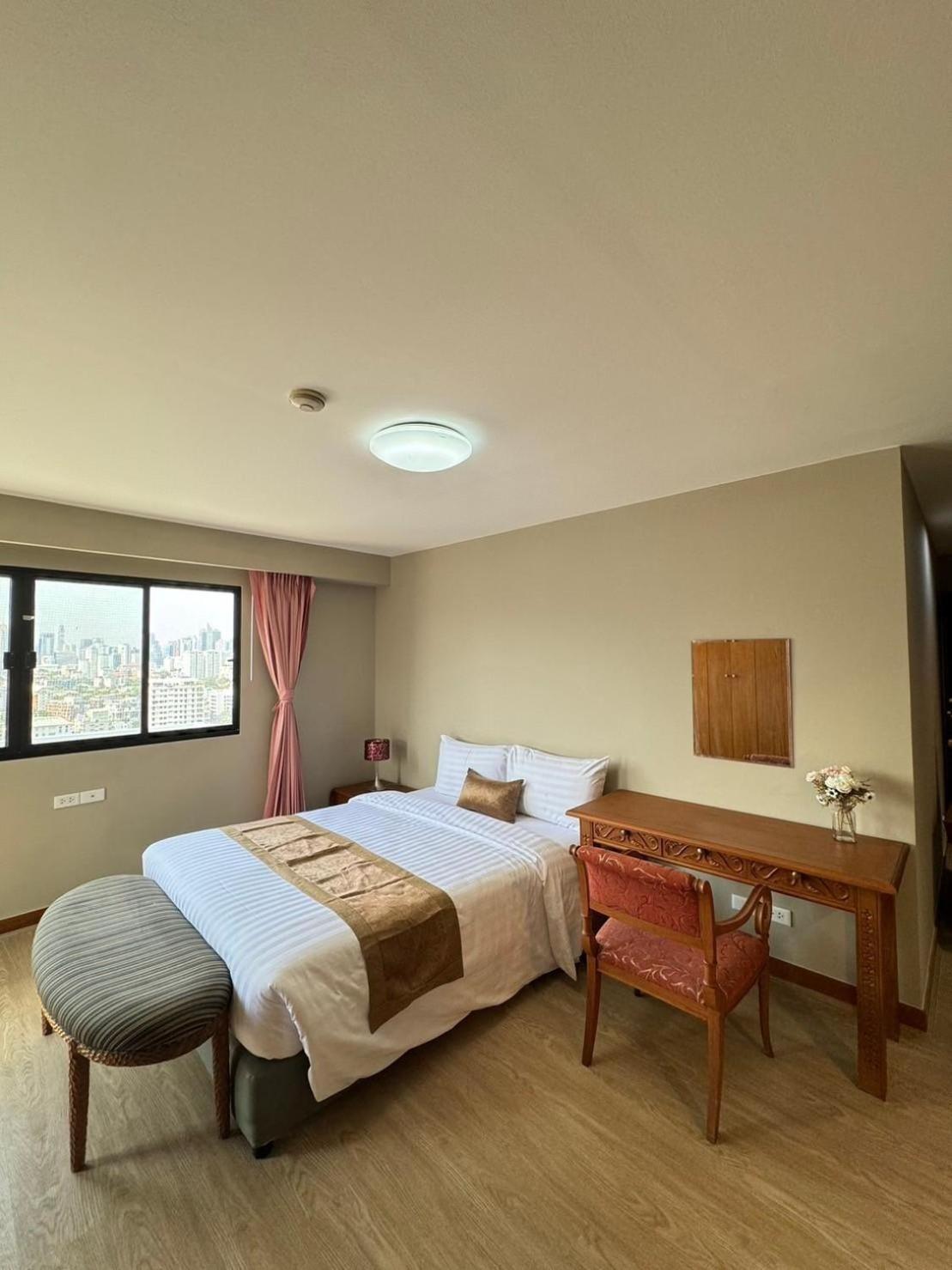 United Tower Thonglor By Aspira Apartment Bangkok Luaran gambar