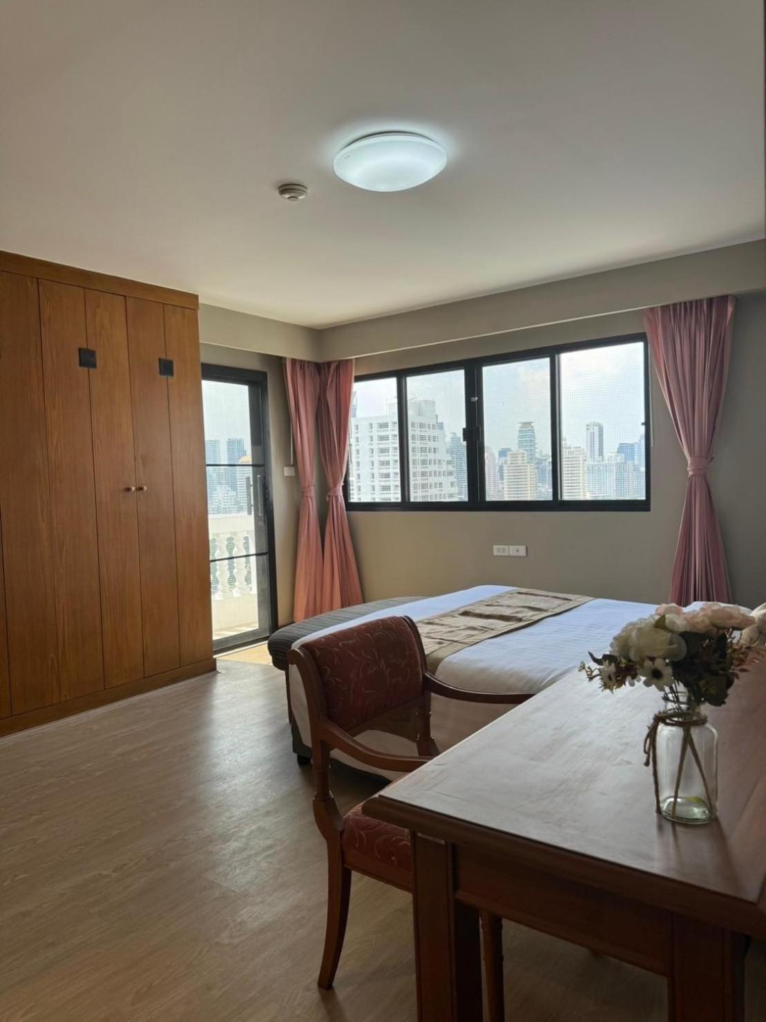 United Tower Thonglor By Aspira Apartment Bangkok Luaran gambar